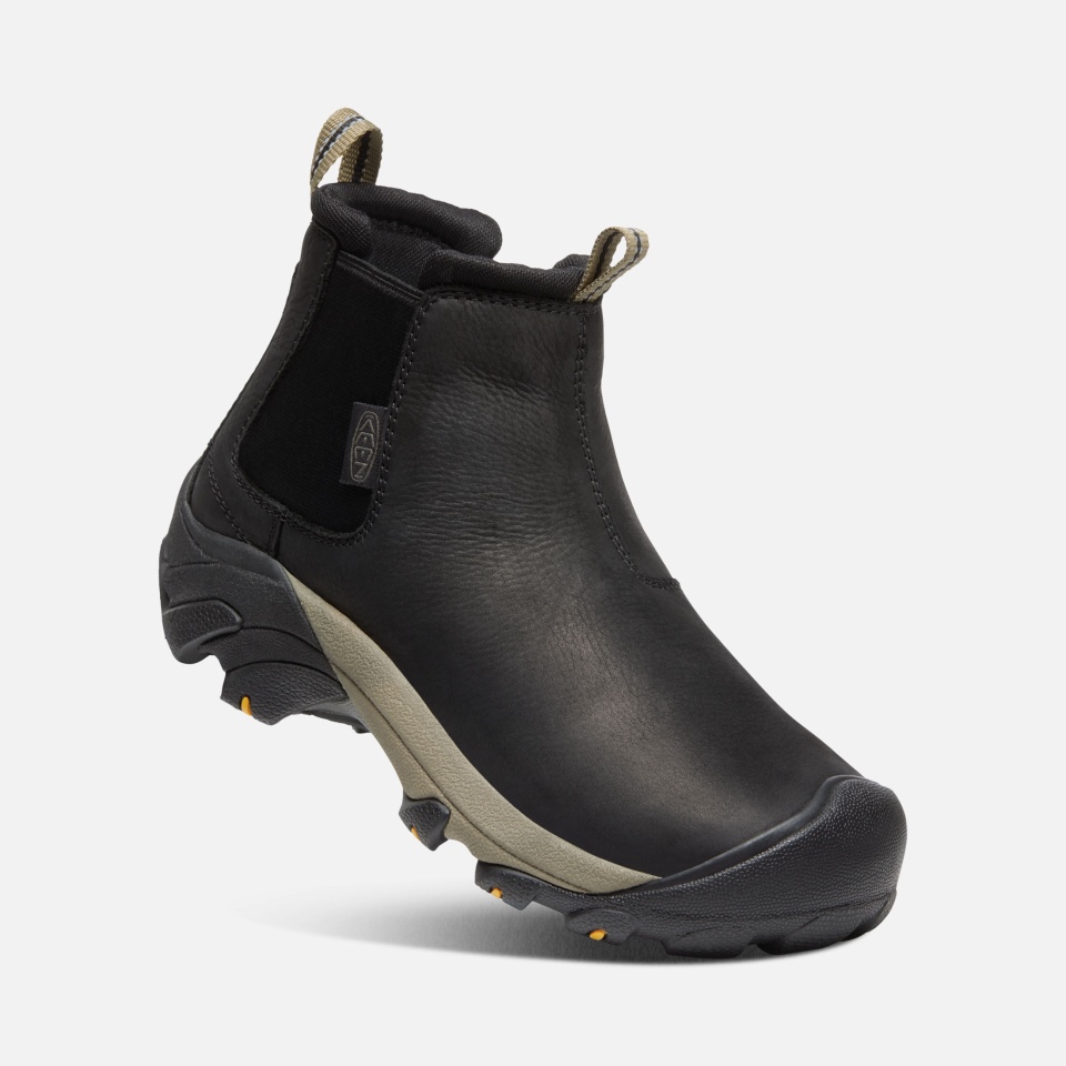 Objetivos Femeninos Entusiastas De Color Negro Atigrado En Chelsea