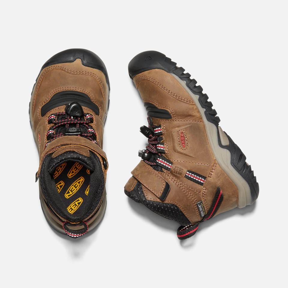 Bota Impermeable Ridge Flex Para Niños Pequeños Con Alfombra Roja Bisonte