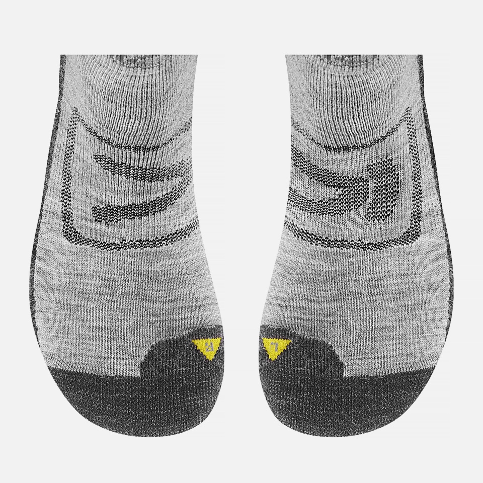 Camiseta De Tripulación Media Del Norte Del País De Las Mujeres De Kein Grey